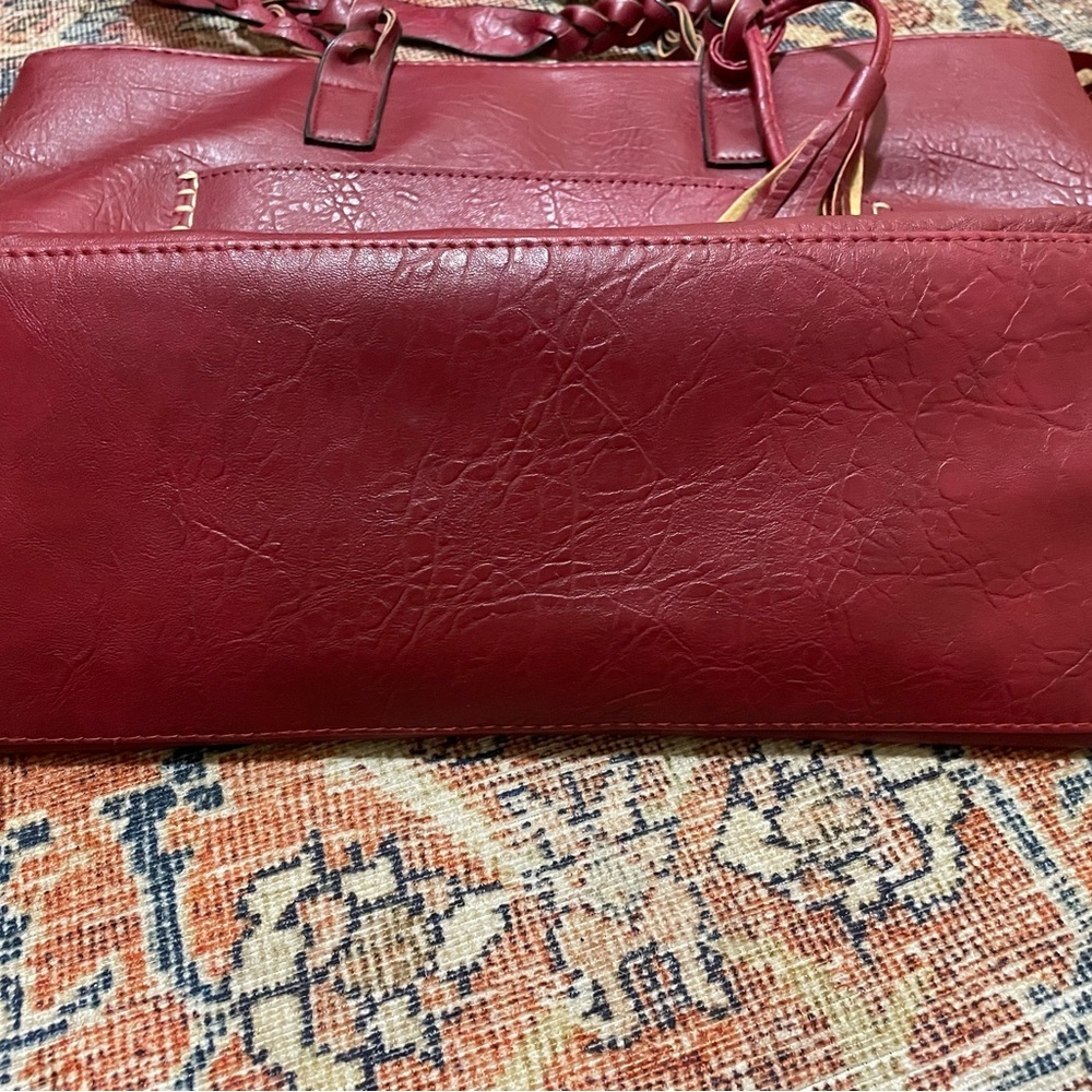 Boho Western Red Leather Tote with Tassel - Picture 3 of 4